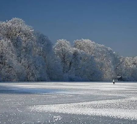 ღliboria I Traumhafte Idylle Mit Blick Auf Den Woerthsee * 韦尔策